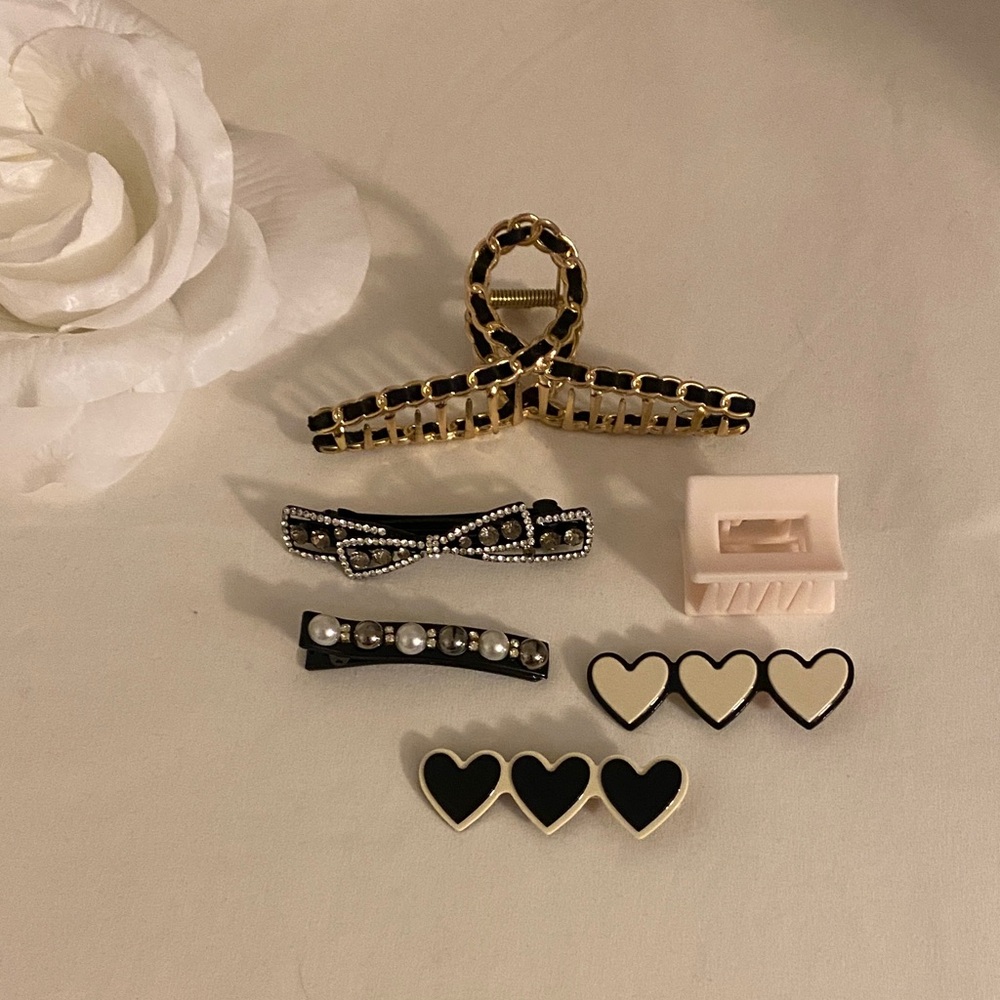 Hair Clips - Picture 3 of 3
